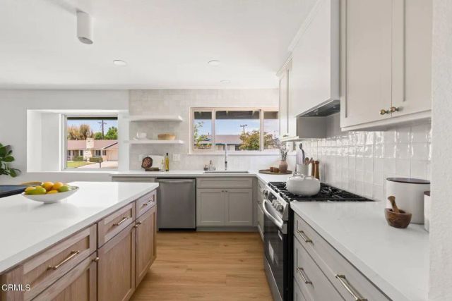 2219 Goldsmith Avenue, Thousand Oaks, CA 91360