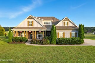 9564 Gunnies Drive, Kodak, TN 37764