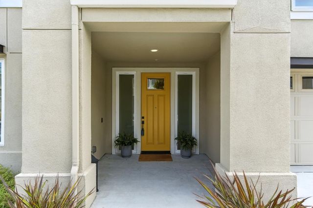 19 Waterline Place, Richmond, CA 94801