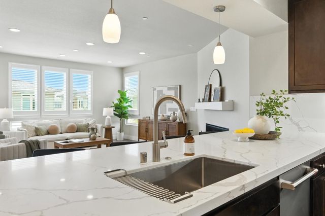 19 Waterline Place, Richmond, CA 94801