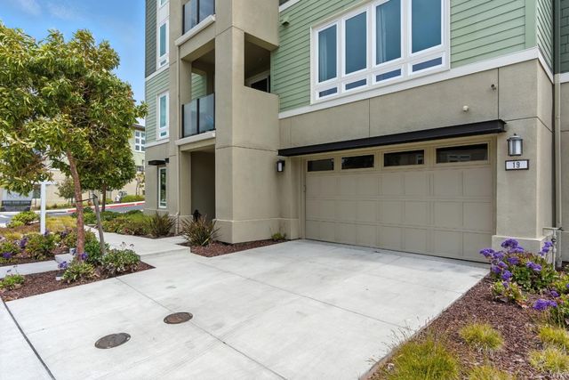 19 Waterline Place, Richmond, CA 94801
