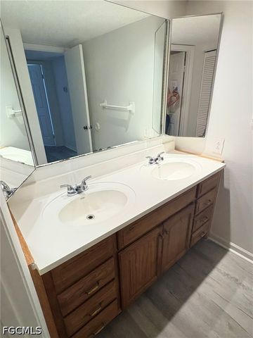 5584 Malt DR 4, Fort Myers, FL 33907
