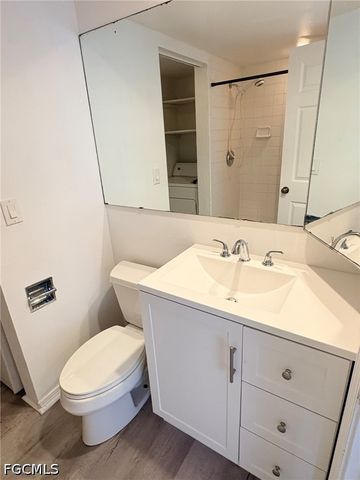 5584 Malt DR 4, Fort Myers, FL 33907
