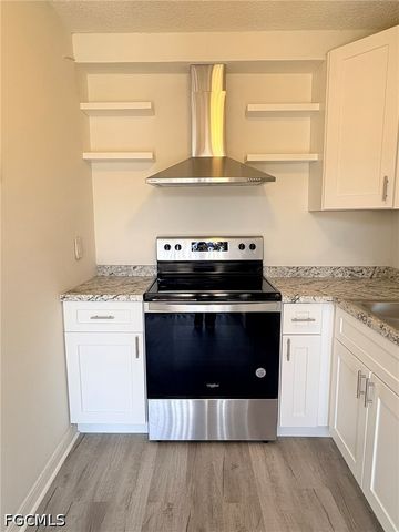 5584 Malt DR 4, Fort Myers, FL 33907