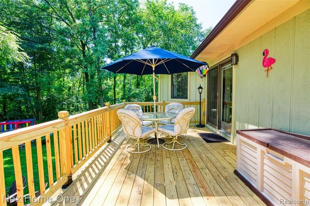 4423 Mason Road, Howell, MI 48843