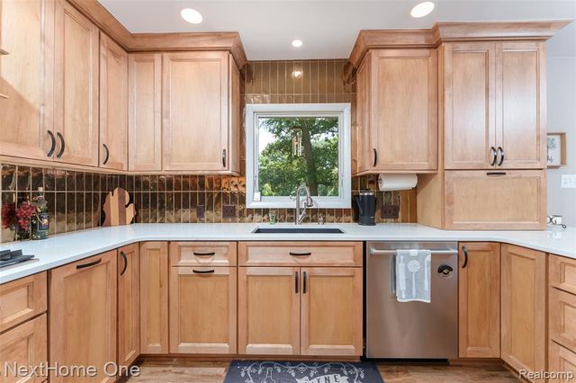 4423 Mason Road, Howell, MI 48843