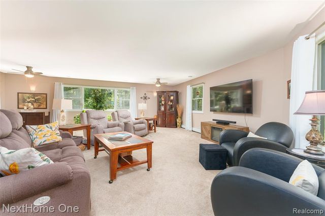 4423 Mason Road, Howell, MI 48843