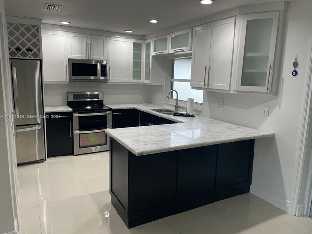 13123 SW 26th Ter, Miami, FL 33175