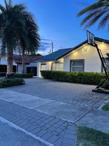 13123 SW 26th Ter, Miami, FL 33175