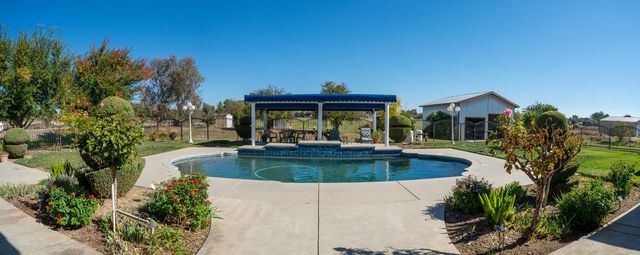 16861 Paula Road, Madera, CA 93636