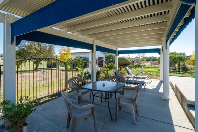 16861 Paula Road, Madera, CA 93636