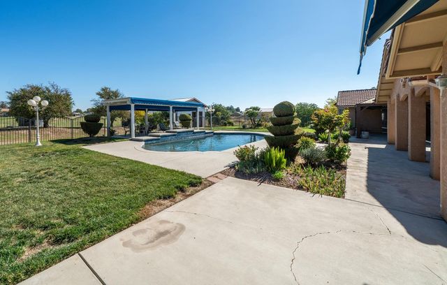 16861 Paula Road, Madera, CA 93636