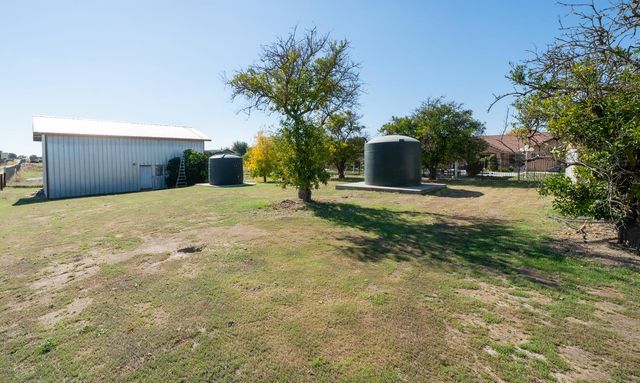 16861 Paula Road, Madera, CA 93636