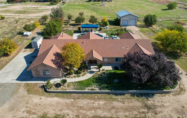 16861 Paula Road, Madera, CA 93636