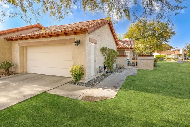 117 Trento Circle, Palm Desert, CA 92211