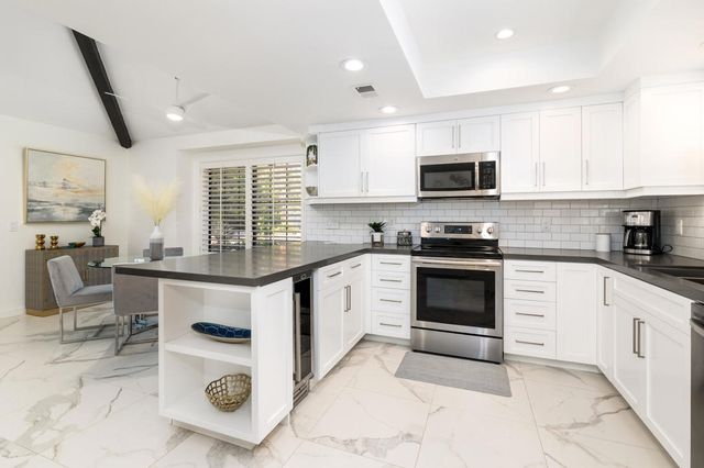 117 Trento Circle, Palm Desert, CA 92211