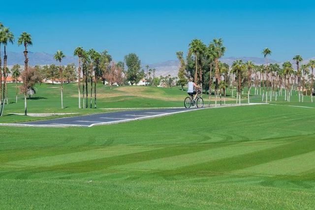 117 Trento Circle, Palm Desert, CA 92211