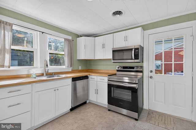 611 E LINCOLN AVE, Salisbury, MD 21804
