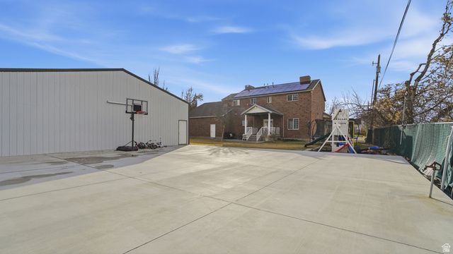 136 N 200 E, Santaquin, UT 84655