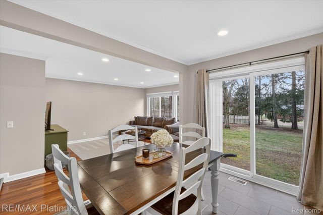 23935 Lynwood Drive, Novi, MI 48374