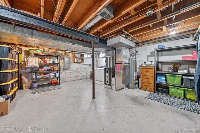 23935 Lynwood Drive, Novi, MI 48374