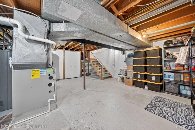 23935 Lynwood Drive, Novi, MI 48374