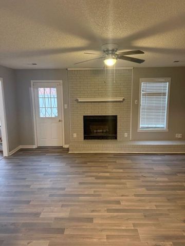 1932 ALCY RD, Memphis, TN 38114