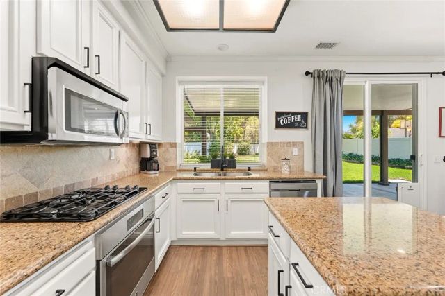 42276 Camino Merano, Temecula, CA 92592