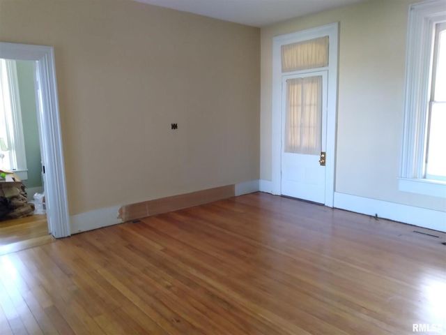 1018 8TH Avenue, Fulton, IL 61252