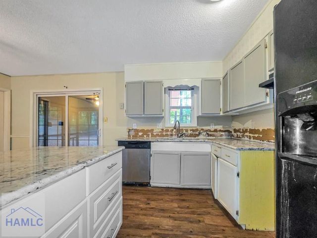 514 Heritage Drive, Hinesville, GA 31313