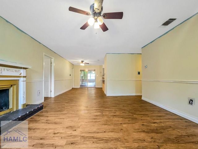 514 Heritage Drive, Hinesville, GA 31313