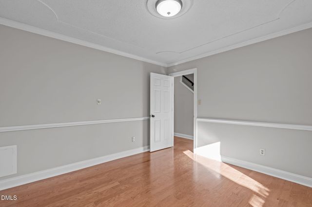 106 Wimbledon Court, Cary, NC 27511