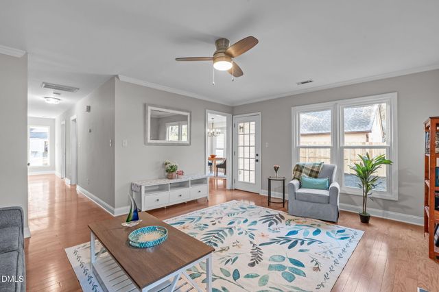 106 Wimbledon Court, Cary, NC 27511