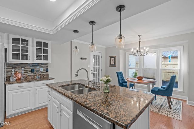 106 Wimbledon Court, Cary, NC 27511