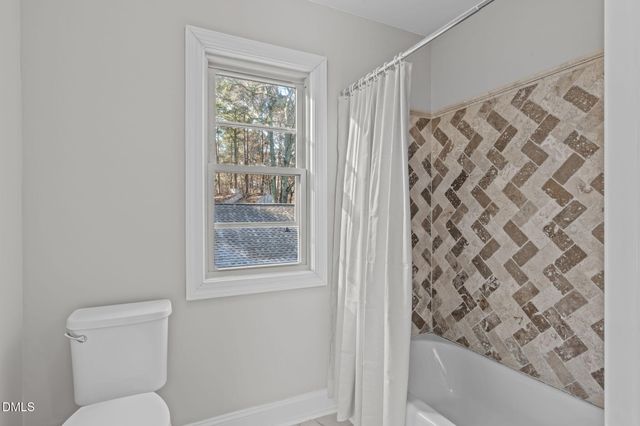 106 Wimbledon Court, Cary, NC 27511