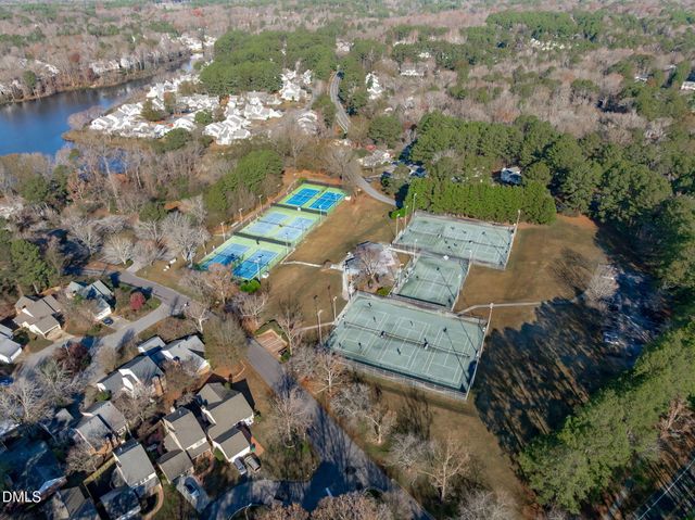 106 Wimbledon Court, Cary, NC 27511