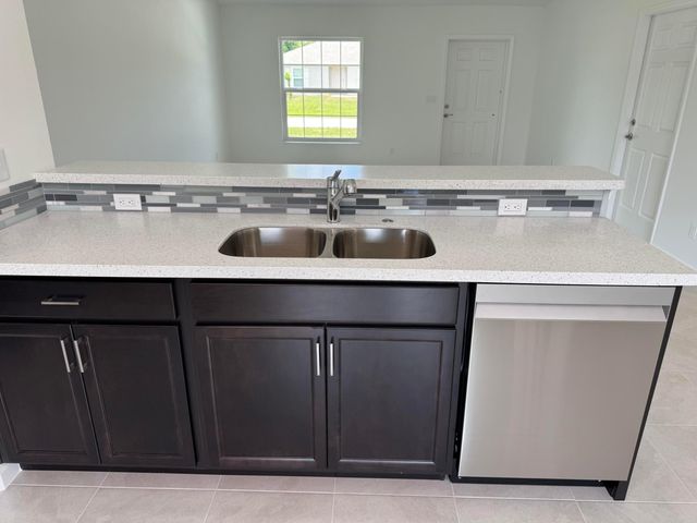 532 SW Buswell Avenue, Port St. Lucie, Port St Lucie, FL 34983