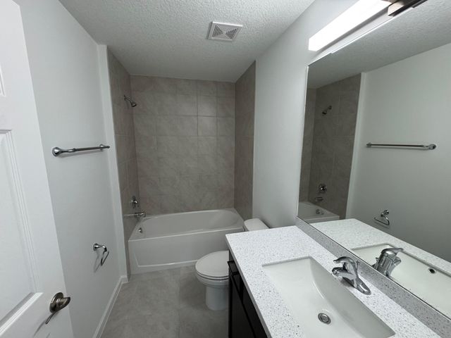 532 SW Buswell Avenue, Port St. Lucie, Port St Lucie, FL 34983