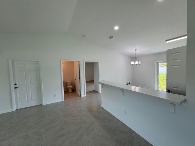 532 SW Buswell Avenue, Port St. Lucie, Port St Lucie, FL 34983