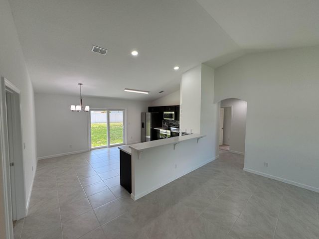 532 SW Buswell Avenue, Port St. Lucie, Port St Lucie, FL 34983