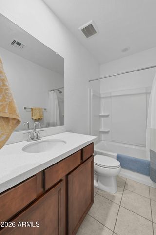 779 E DORAL Avenue 104, Gilbert, AZ 85297
