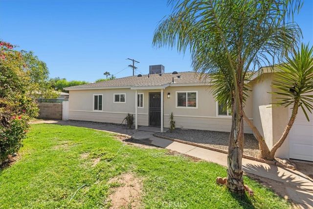 2990 Avalon, Jurupa Valley, CA 92509