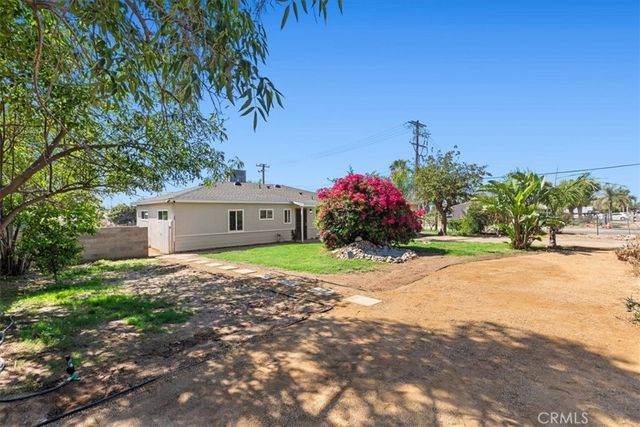 2990 Avalon, Jurupa Valley, CA 92509