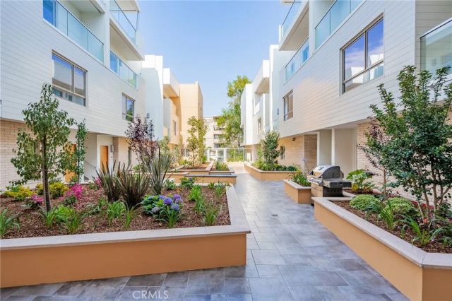 137 S Wilson Avenue 107, Pasadena, CA 91106