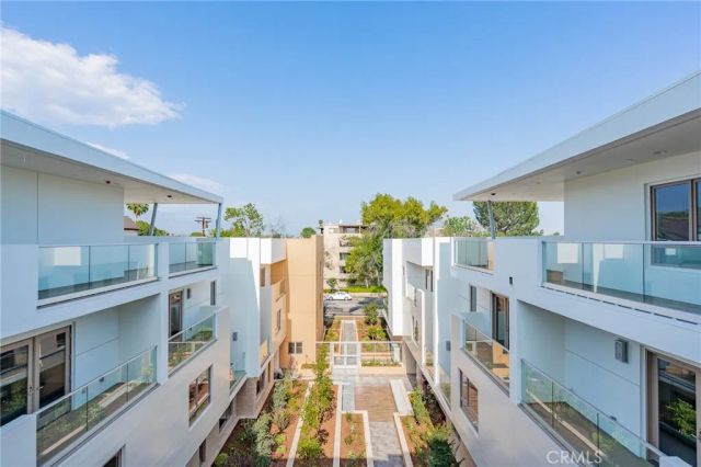 137 S Wilson Avenue 107, Pasadena, CA 91106