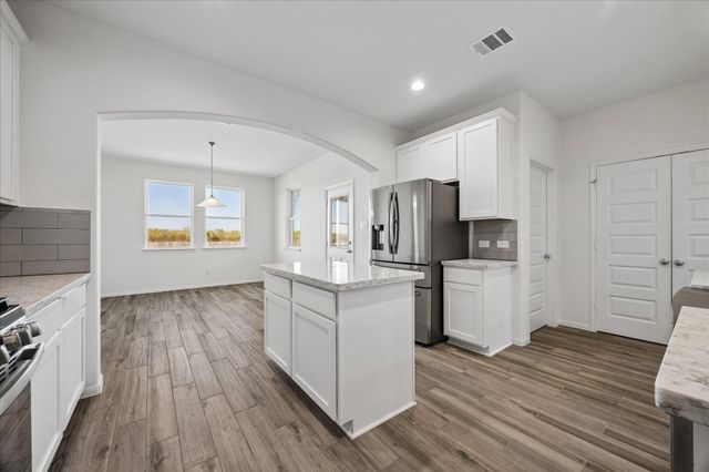 250 Ashley Way, Alvin, TX 77511