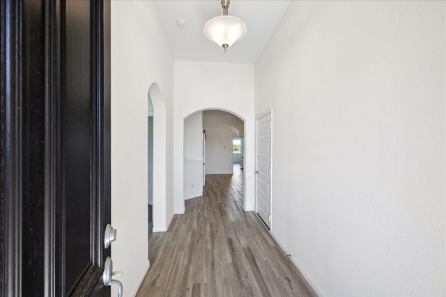 250 Ashley Way, Alvin, TX 77511