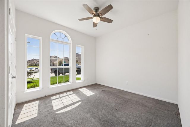 250 Ashley Way, Alvin, TX 77511