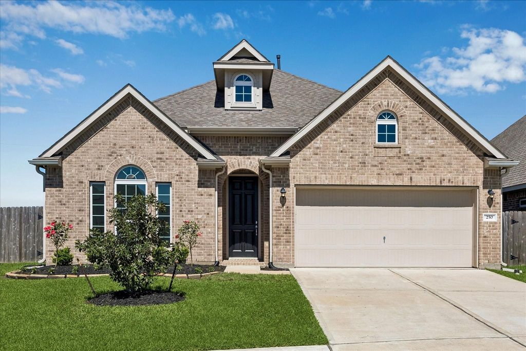 250 Ashley Way, Alvin, TX 77511