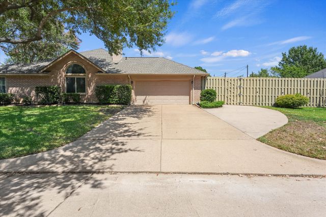 5301 Bugle Lane, Colleyville, TX 76034